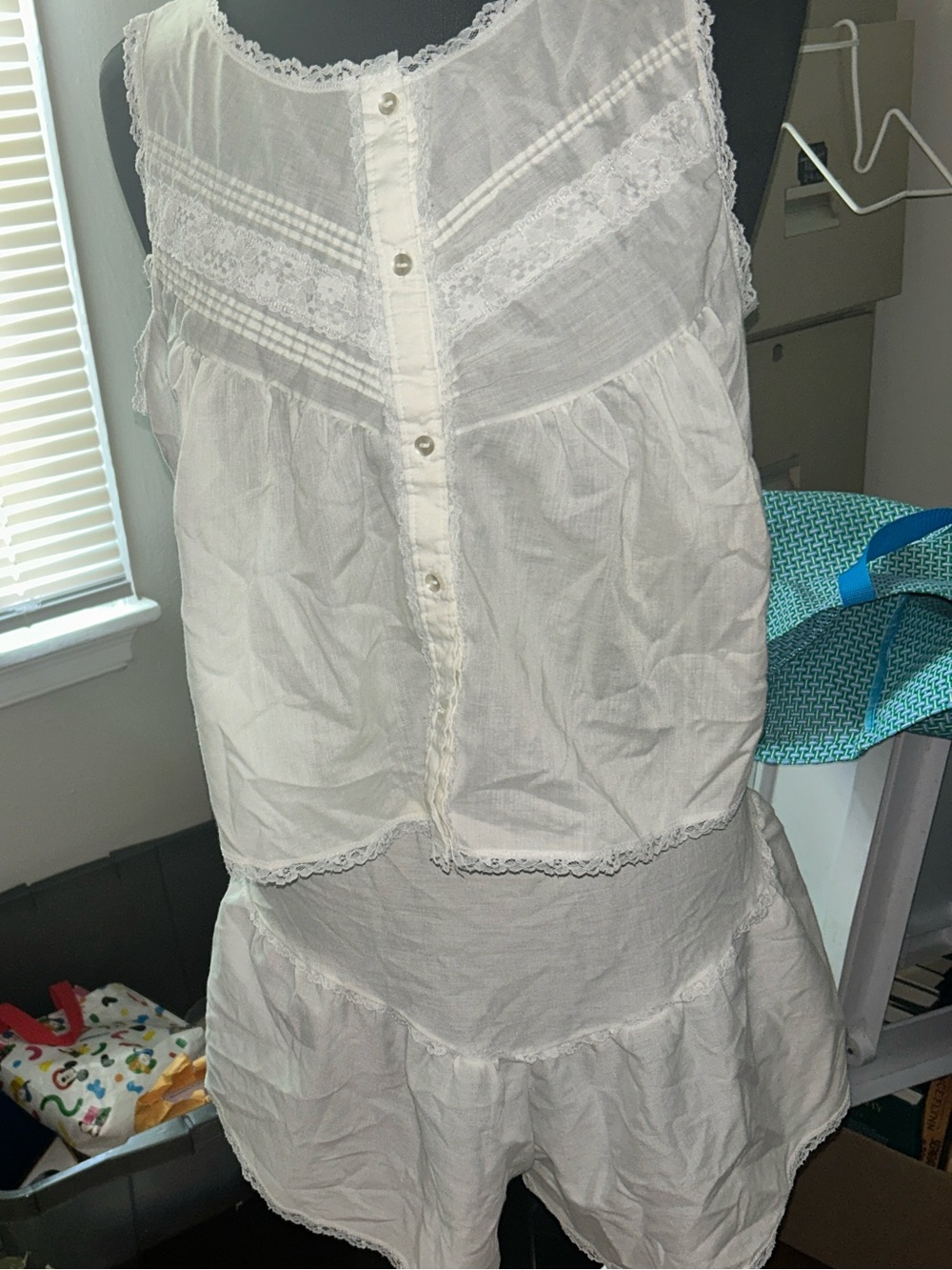 Vintage Ilise Stevens 2 Piece Sleep Set PJS |White Lace Pintucked Ruffle Shorts